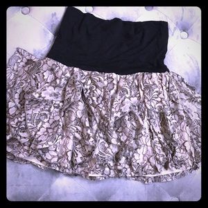 Floral lace layered skirt